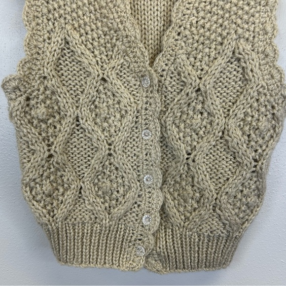 Peddlers Size S Vintage 70s Sweater Vest Cable Knit Button Up Cottagecore Granny - Picture 3 of 9